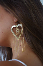 Load image into Gallery viewer, Gold plated flirty trio-heart long earrings