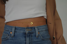 Load image into Gallery viewer, Minimalist gold plated heart chain belt