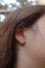Load image into Gallery viewer, White gold duo-heart minimalist earrings