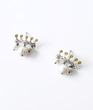 Load image into Gallery viewer, Silver with yellow gold plated crown multi-pearl earrings
