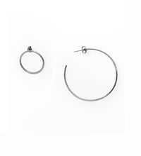 Load image into Gallery viewer, Silver asymmetrical minimalist circle hoops
