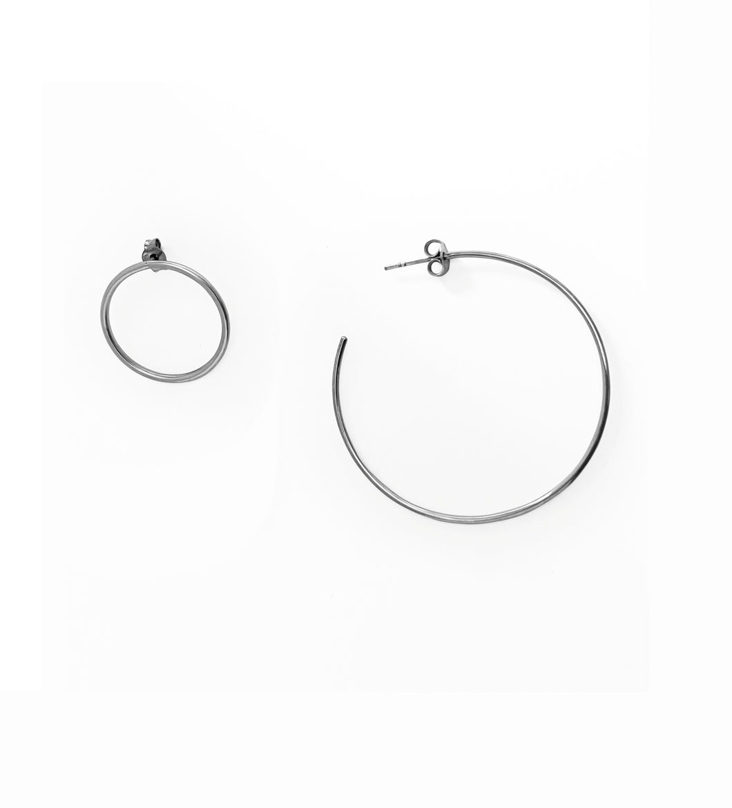 Silver asymmetrical minimalist circle hoops