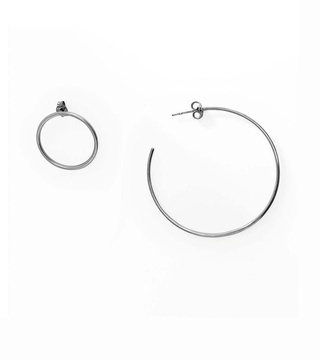 Silver asymmetrical minimalist circle hoops