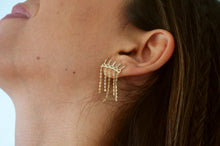 Load image into Gallery viewer, Flirty crown gold earrings

