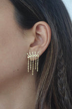 Load image into Gallery viewer, Flirty crown gold earrings
