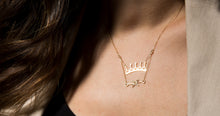 Load image into Gallery viewer, Glorious crown gold &amp; diamond necklace
